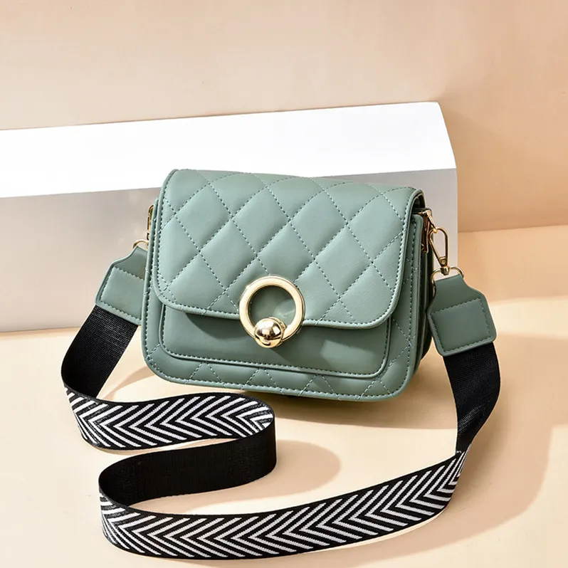 TD9064 Summer bag 2021 new trendy fashion bag rhombus chain bag ins messenger handbag
TD9064 Summer bag 2021 new trendy fashion bag rhombus chain bag ins messenger handbag