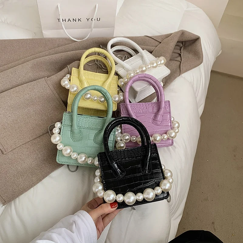 Fashion Shoulder Crossbody Mini Handbags Weaving Knitting Bag 2021 New Handbags, White,yellow,purple,green,black
Fashion Shoulder Crossbody Mini Handbags Weaving Knitting Bag 2021 New Handbags, White,yellow,purple,green,black