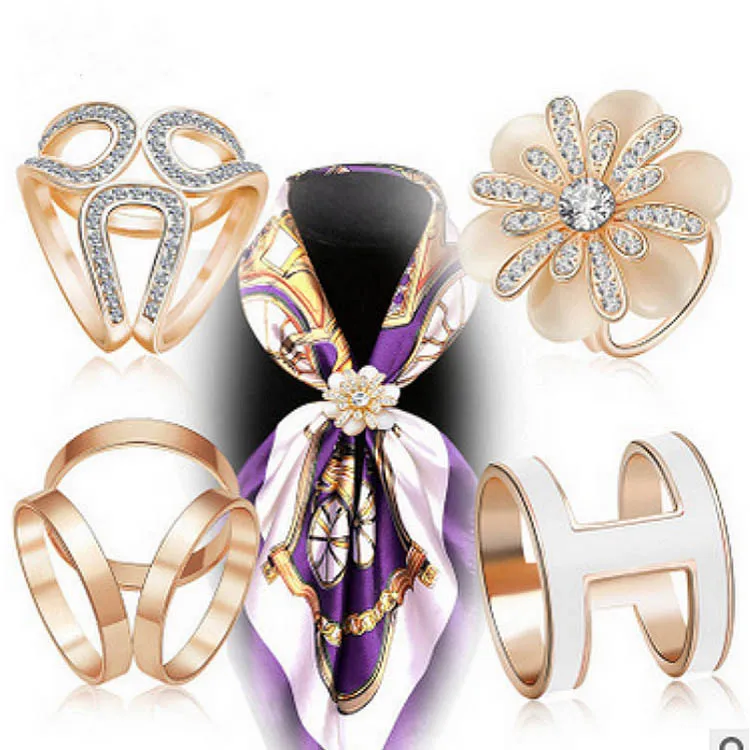 Korean Scarves Buckle Three-ring Cartoon Pearl Brooch Camellia Brooch Diamond Brooch Crystal Shawl Buckle, Various specification
Korean Scarves Buckle Three-ring Cartoon Pearl Brooch Camellia Brooch Diamond Brooch Crystal Shawl Buckle, Various specification