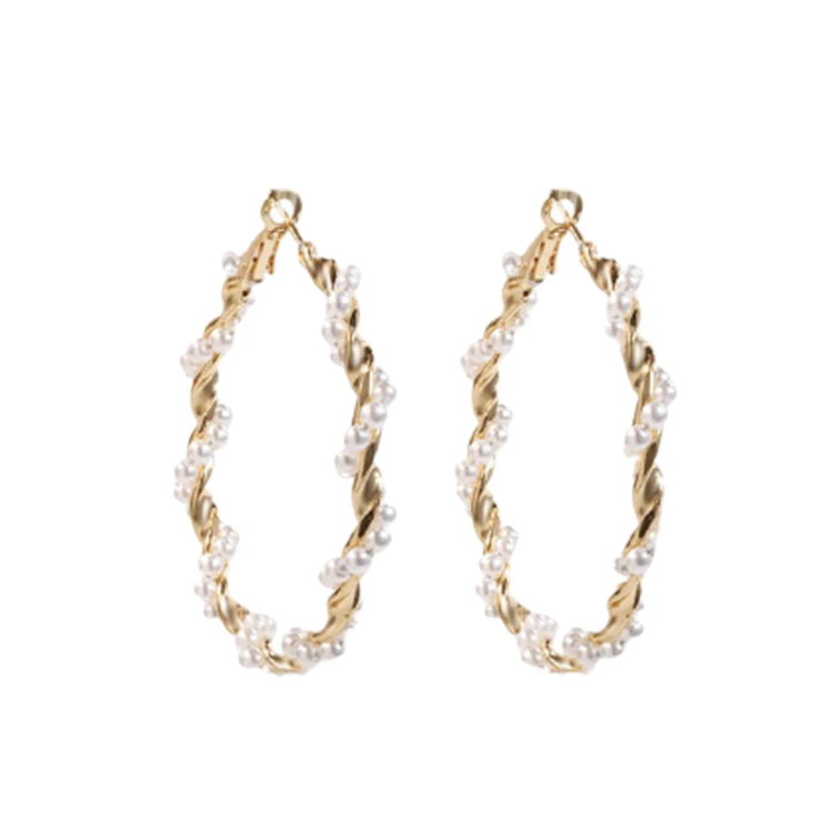 ADELANTE 2021 Korean Luxury Design Gold Hoop earrings Women Big Hoop Brass Earrings Set With Pearls
ADELANTE 2021 Korean Luxury Design Gold Hoop earrings Women Big Hoop Brass Earrings Set With Pearls