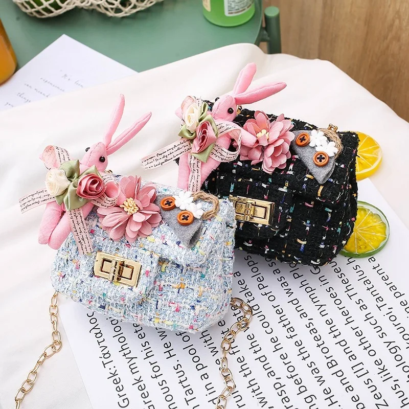 Flowers cute all-match small bag children's fabric single shoulder messenger bag cartoon cute chain bag, Black, white, blue, pink
Flowers cute all-match small bag children's fabric single shoulder messenger bag cartoon cute chain bag, Black, white, blue, pink