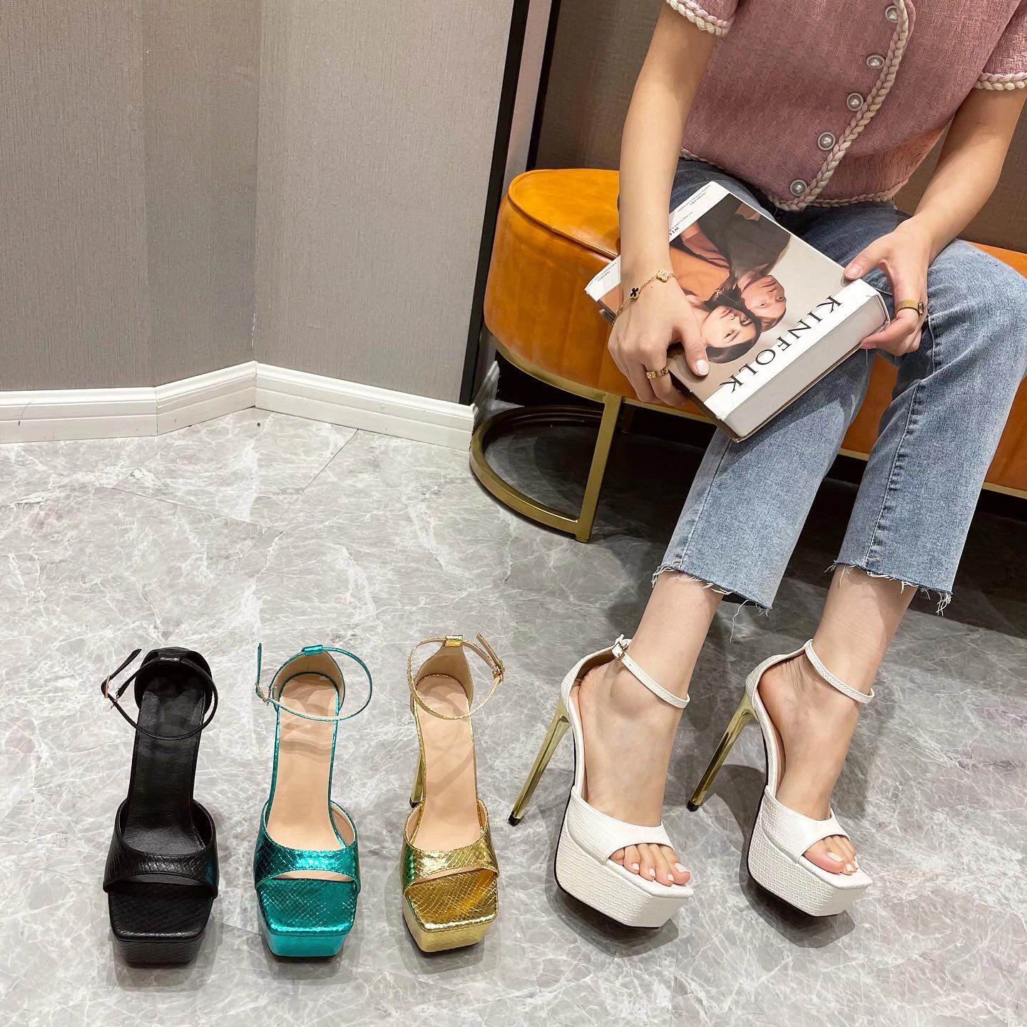 iHeeled MY 3249-6 Summer Fashion High Heels Square Toe Buckle Strap Stiletto Heels Platform Sandals Party Shoes, Black white gold green
iHeeled MY 3249-6 Summer Fashion High Heels Square Toe Buckle Strap Stiletto Heels Platform Sandals Party Shoes, Black white gold green