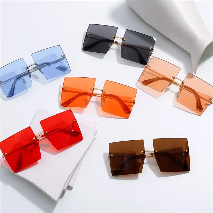 2023 year 2022 Oversized Square Sunglasses Custom Fashion Trendy Women Diamond Designer Rhinestone Shades Sunglasses
2023 year 2022 Oversized Square Sunglasses Custom Fashion Trendy Women Diamond Designer Rhinestone Shades Sunglasses