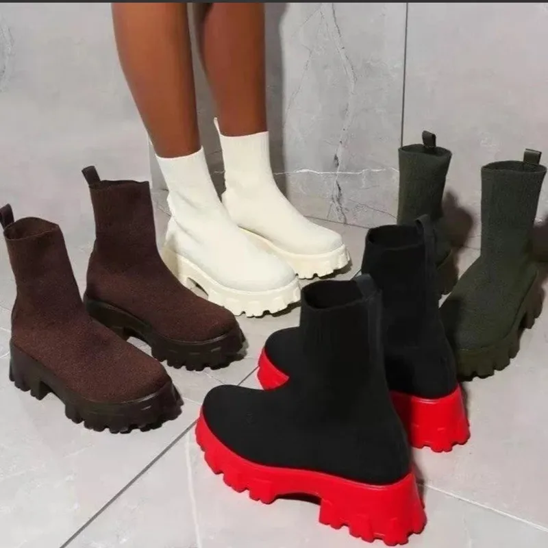 High quality thick bottom medium heel 35-43 big size Martin women's winter many colors boots
High quality thick bottom medium heel 35-43 big size Martin women's winter many colors boots