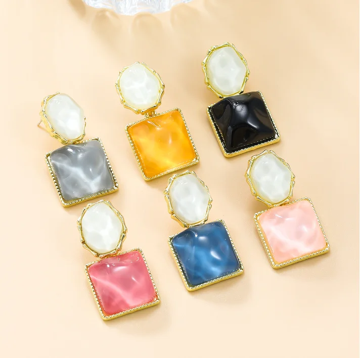 Wholesale High-Quality Geometric acrylic resin square Drop Earrings Statement Metal Fashion Jewelry Accessories For Women
Wholesale High-Quality Geometric acrylic resin square Drop Earrings Statement Metal Fashion Jewelry Accessories For Women