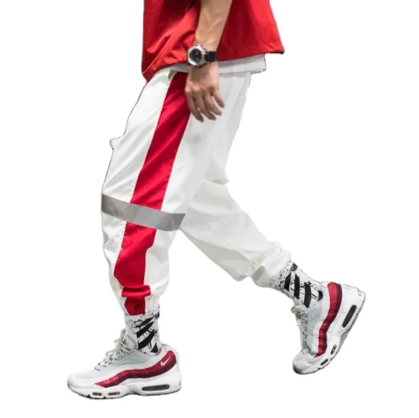 2021 spring new men's jogging pants hip hop side stripe reflective strip breathable sports pants, Customized color
2021 spring new men's jogging pants hip hop side stripe reflective strip breathable sports pants, Customized color