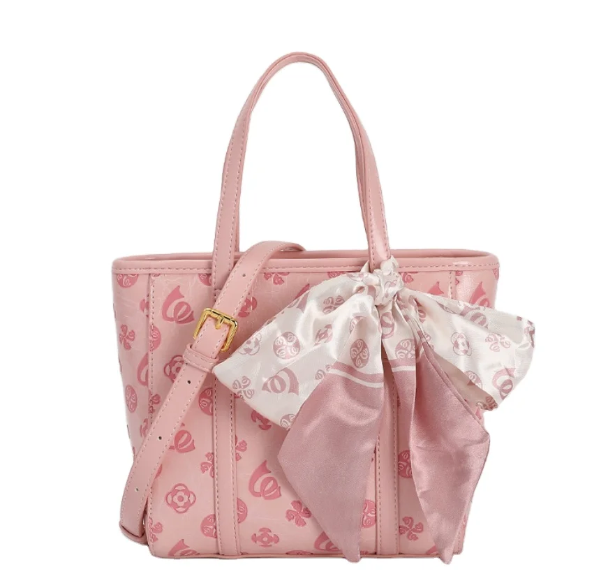 Minimal Design Ice Berry Powder Tote Bag Summer Embossed Hand Bag Women Silk Scarf Decorative Fashion Cross-body Bag YGC-267
Minimal Design Ice Berry Powder Tote Bag Summer Embossed Hand Bag Women Silk Scarf Decorative Fashion Cross-body Bag YGC-267