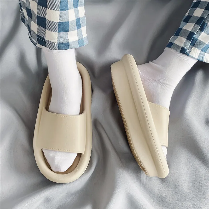Top quality Women slides Couples slippers slippers for women indoor and outdoor thick soles non slip flip flops woman slides, Orange/black/blue/green/purple/white
Top quality Women slides Couples slippers slippers for women indoor and outdoor thick soles non slip flip flops woman slides, Orange/black/blue/green/purple/white
