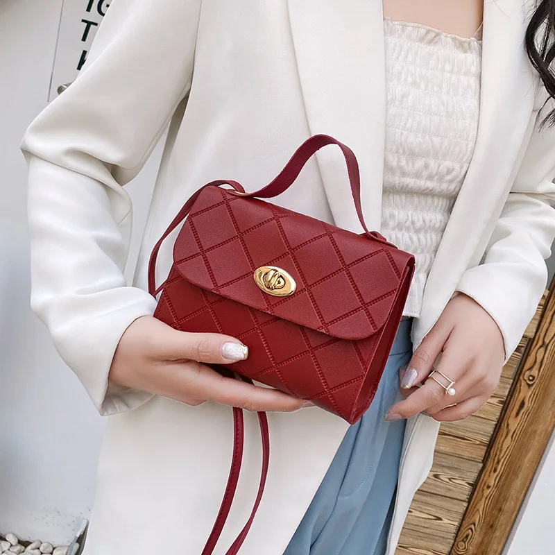 Manufactory high quality fashion simple embossed small square bag shoulder woman bag messenger bags, Colorful
Manufactory high quality fashion simple embossed small square bag shoulder woman bag messenger bags, Colorful