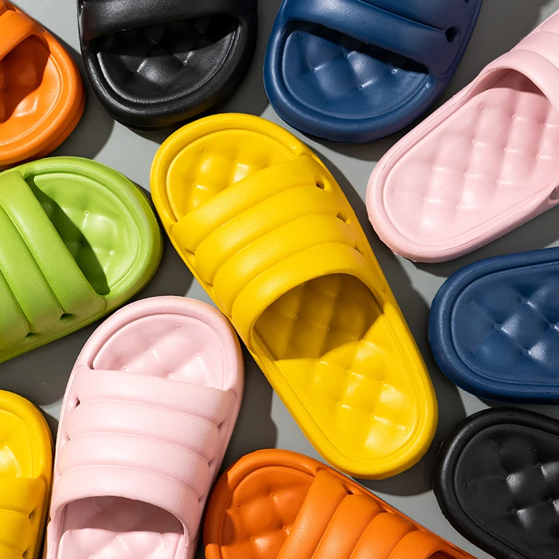 2021 Most popular slippers EVA indoor outdoor house slides slippers for adult men and women
2021 Most popular slippers EVA indoor outdoor house slides slippers for adult men and women