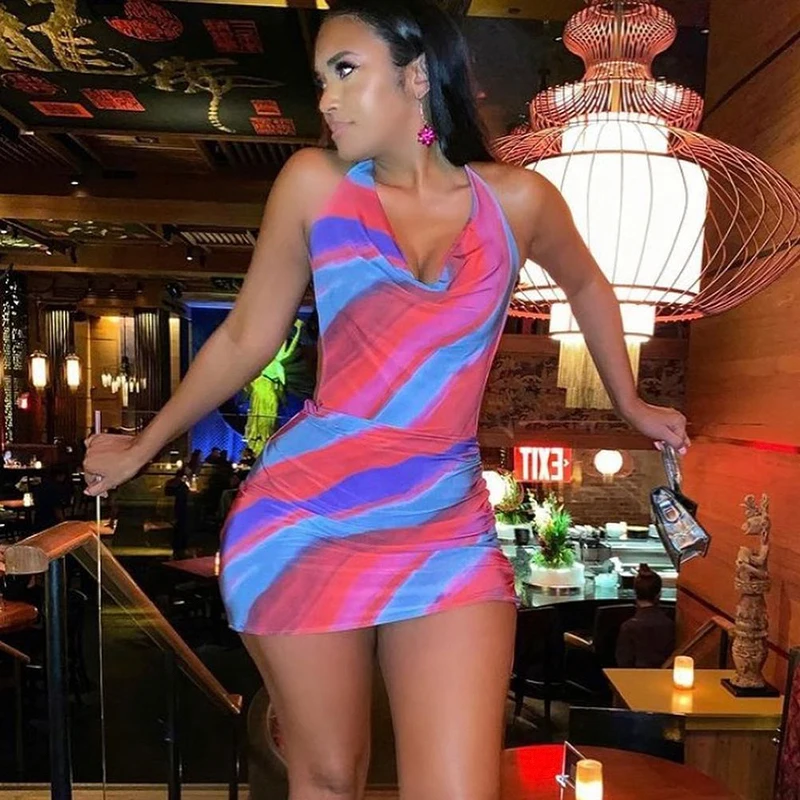 New design v neck backless strap rainbow dresses with pleat beach party wear 2021 sexy summer dress women, As picture show
New design v neck backless strap rainbow dresses with pleat beach party wear 2021 sexy summer dress women, As picture show