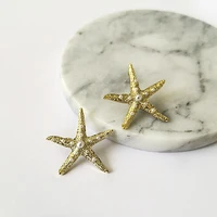 

Gold Textured Starfish Earrings for Women Small Faux Pearl Earrings Studs Stylish Geometric Stud Earrings 2019 Trendy