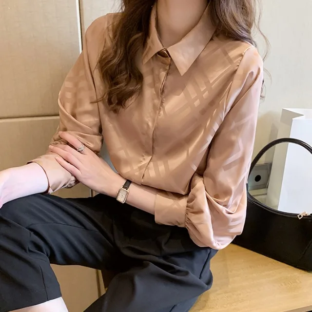 Elegant Women Satin Blouses Shirts Designer Ladies Chiffon Shirts 2021 New Fashion Office Lady Work Wear Clothes
Elegant Women Satin Blouses Shirts Designer Ladies Chiffon Shirts 2021 New Fashion Office Lady Work Wear Clothes