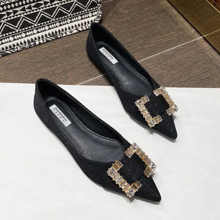 YK1465A square buckle rhinestone pointed shoes women's all-match flat scoop shoes large size women's shoes 41-43
YK1465A square buckle rhinestone pointed shoes women's all-match flat scoop shoes large size women's shoes 41-43