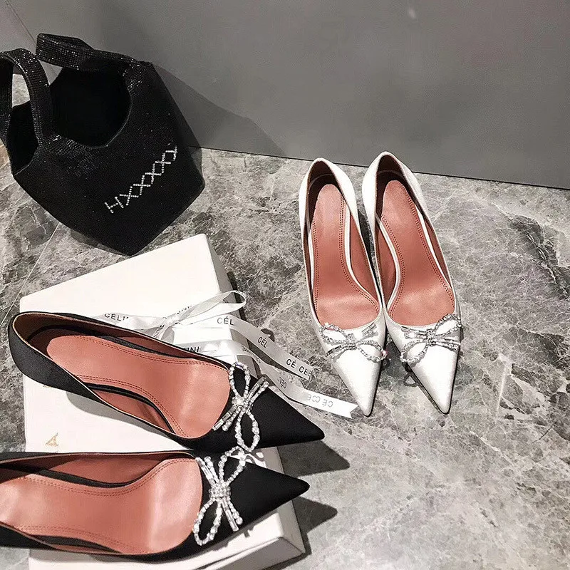 2021 New style rhinestone bow silk high heels autumn and winter pointed satin fine-heeled pumps for women, Picture
2021 New style rhinestone bow silk high heels autumn and winter pointed satin fine-heeled pumps for women, Picture