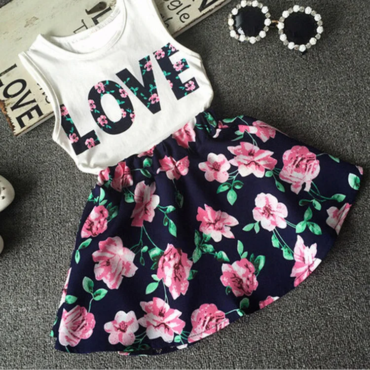 2020 new floral skirts with girl T shirt white kids boutique clothing children clothes
2020 new floral skirts with girl T shirt white kids boutique clothing children clothes
