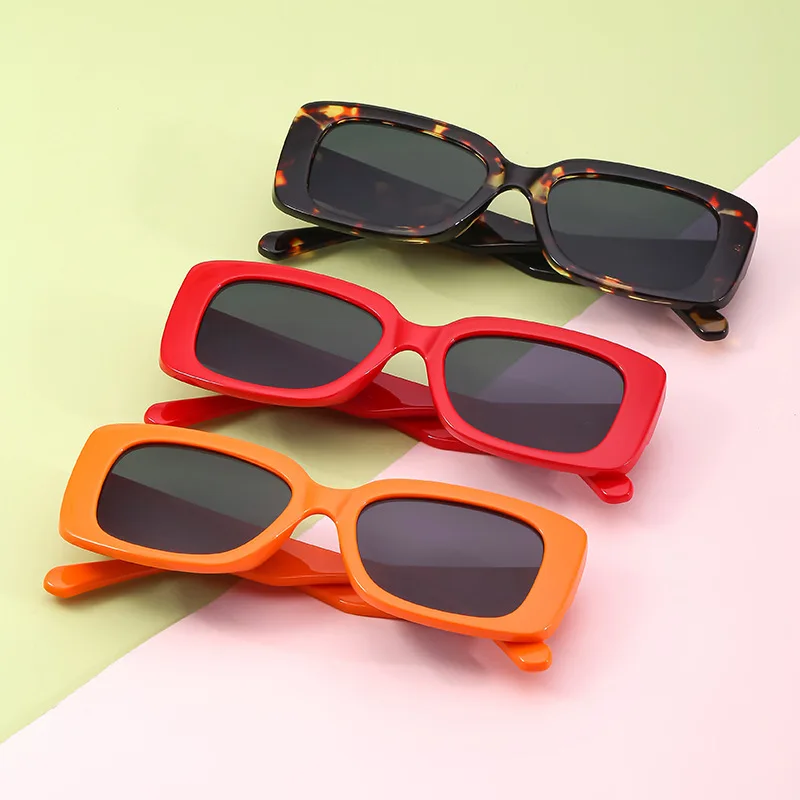 Fashionable Oval Small Frame Woman Retro Wholesale Sunglasses UV400 For Women Shades Sunglasses
Fashionable Oval Small Frame Woman Retro Wholesale Sunglasses UV400 For Women Shades Sunglasses