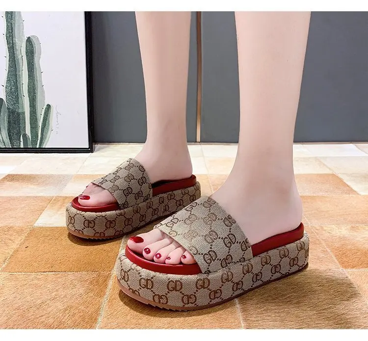 2021 Women New Comfortable Thick Bottom Sandal Outdoor Sandals Girls Fashion Slippers, Blue,khaki
2021 Women New Comfortable Thick Bottom Sandal Outdoor Sandals Girls Fashion Slippers, Blue,khaki