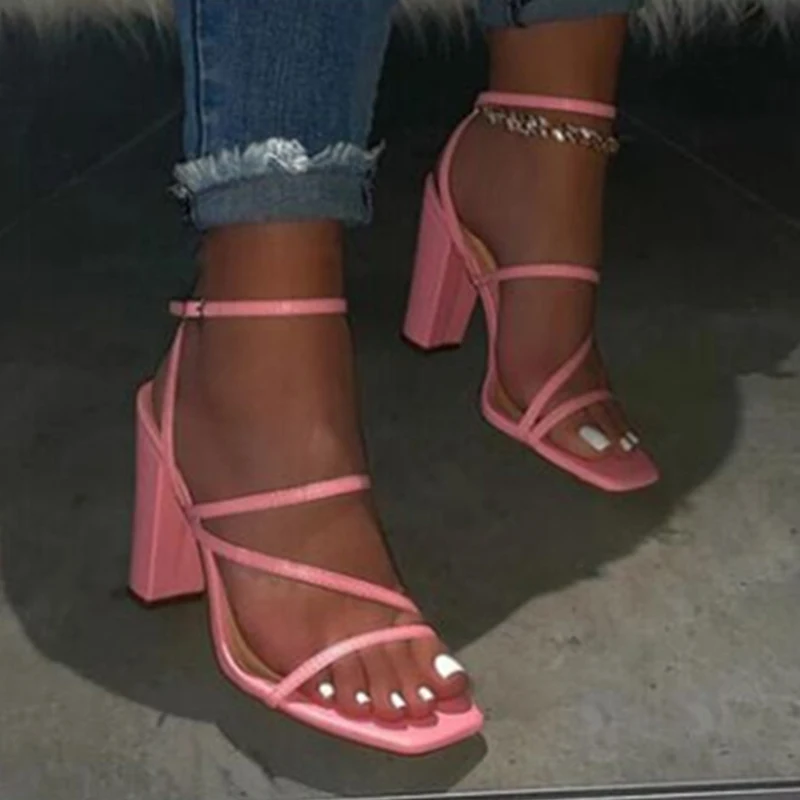 New Summer Fashion Ladies Dress Sandals High Comfort Serpentine Low Price Women Sandals
New Summer Fashion Ladies Dress Sandals High Comfort Serpentine Low Price Women Sandals