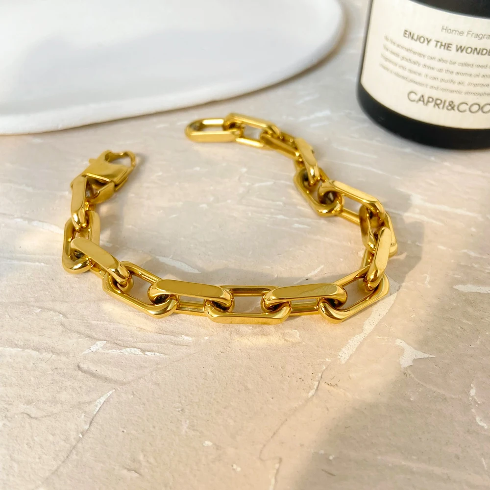 Cuba thick chain hip-hop bracelet trend stainless steel 18k gold plated bracelet unisex jewelry
Cuba thick chain hip-hop bracelet trend stainless steel 18k gold plated bracelet unisex jewelry