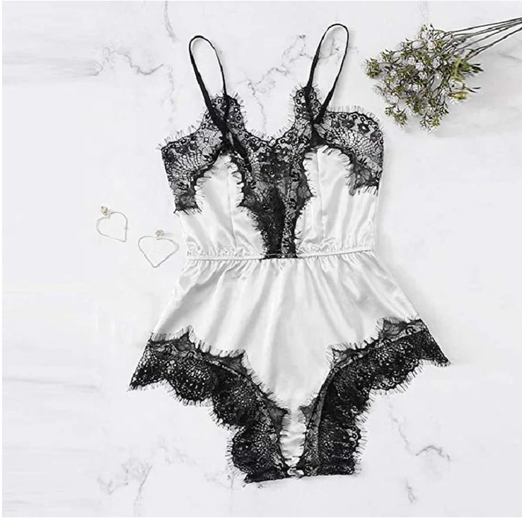 Hot sale factory silk breathable v neck spaghetti strap pajama custom onesie with lace women night wear
Hot sale factory silk breathable v neck spaghetti strap pajama custom onesie with lace women night wear
