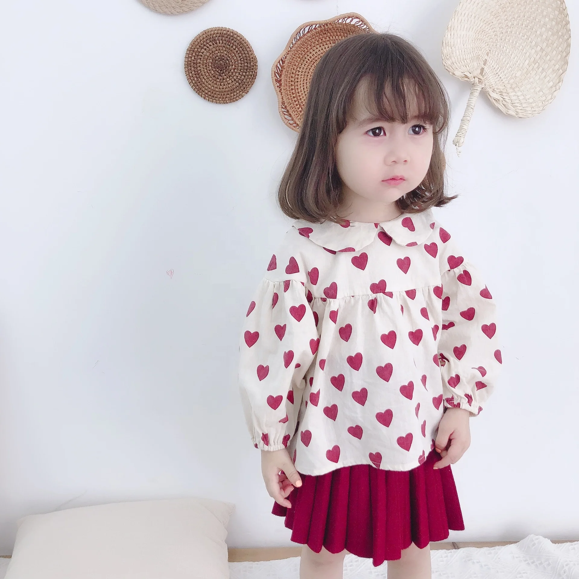 B60763A Korean version of the blouse for children and girls in the baby collar shirt, Picture shows
B60763A Korean version of the blouse for children and girls in the baby collar shirt, Picture shows