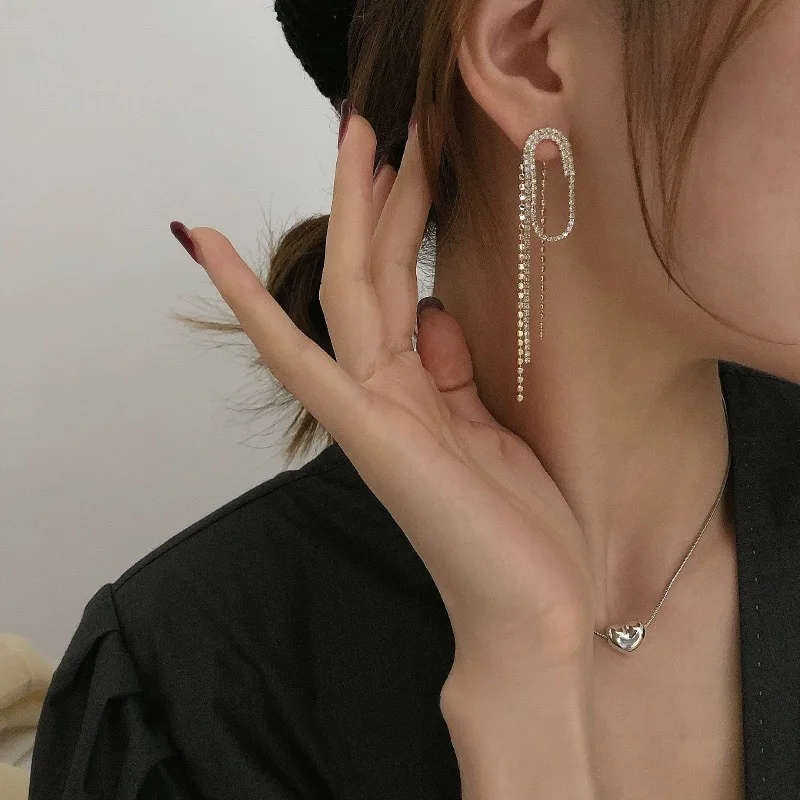 Vershal Fashion Korean Rhinestone Tassel 18K Gold Plated Earrings Elegant Long Drop Earrings Jewelry
Vershal Fashion Korean Rhinestone Tassel 18K Gold Plated Earrings Elegant Long Drop Earrings Jewelry