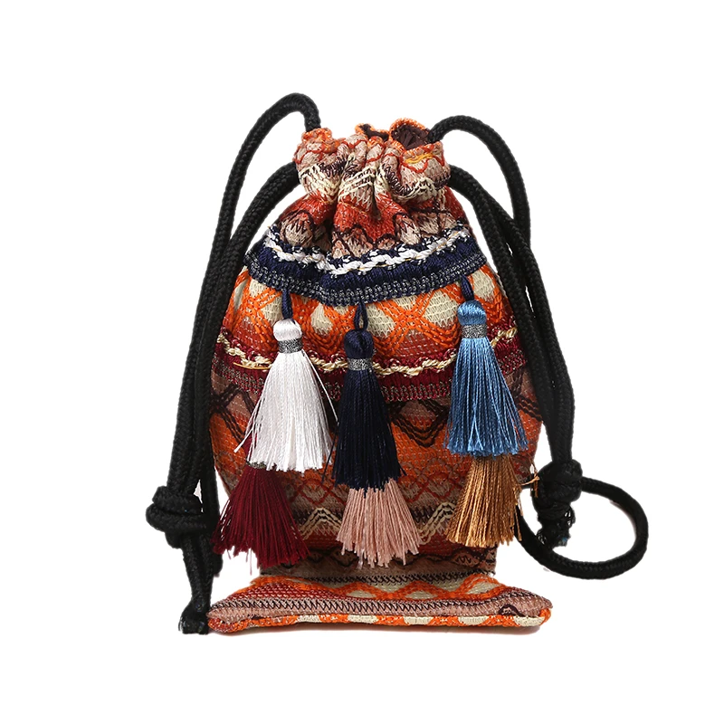 Amazon hot sale Bohemian style tassel bucket bag fashion designer ethnic style woman messenger bag
Amazon hot sale Bohemian style tassel bucket bag fashion designer ethnic style woman messenger bag