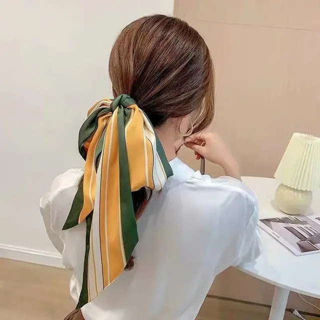 Colorful Pattern Fashio Scarf Handbag Neckerchief French Vintage Headscarf Bundled Scarf Silk Long
Colorful Pattern Fashio Scarf Handbag Neckerchief French Vintage Headscarf Bundled Scarf Silk Long