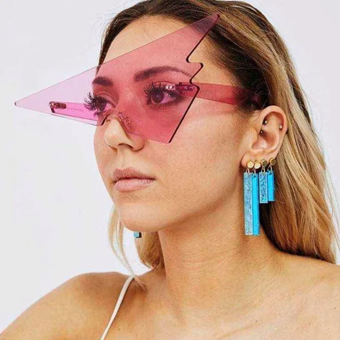 stock 2021 trendy Newest fashion one piece party sun glasses oversize vintage shades sunglasses women, 5 color for selection
stock 2021 trendy Newest fashion one piece party sun glasses oversize vintage shades sunglasses women, 5 color for selection