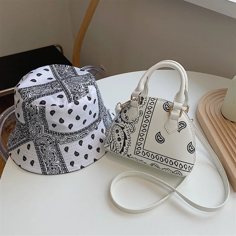 Free Shipping fashion bags women handbags luxury bandana purse and hat set ladies hand bags women purse and handbags 2021, 6 color
Free Shipping fashion bags women handbags luxury bandana purse and hat set ladies hand bags women purse and handbags 2021, 6 color