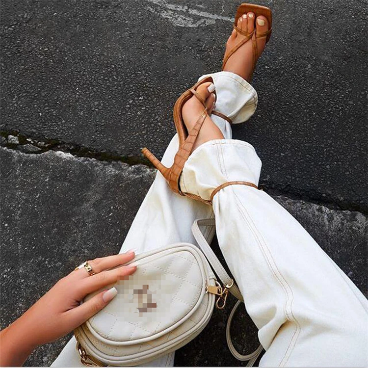 European And American Cross Band Clip Toe Women Sandals Summer Stillet High Heels Shoes
European And American Cross Band Clip Toe Women Sandals Summer Stillet High Heels Shoes