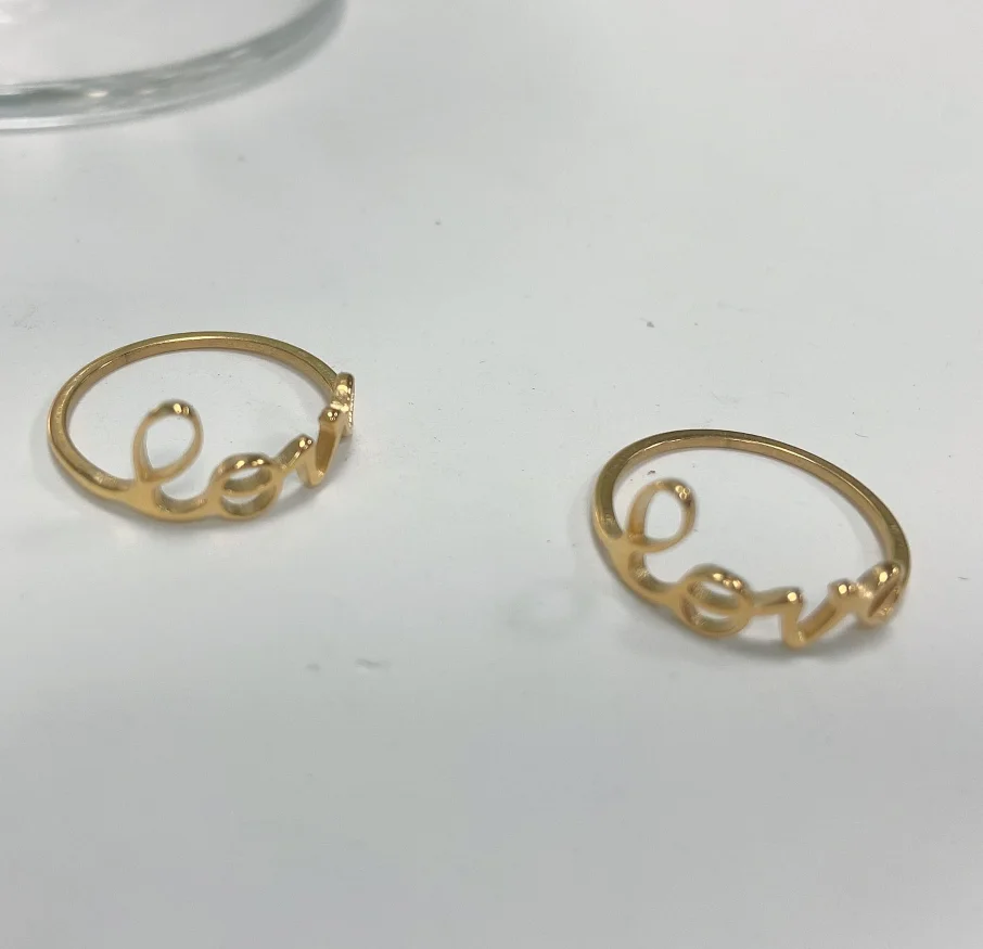 Fashionable Jewelry Finger Ring 18k Gold Plated Stainless Steel Custom Love Personalized Women Name Ring
Fashionable Jewelry Finger Ring 18k Gold Plated Stainless Steel Custom Love Personalized Women Name Ring