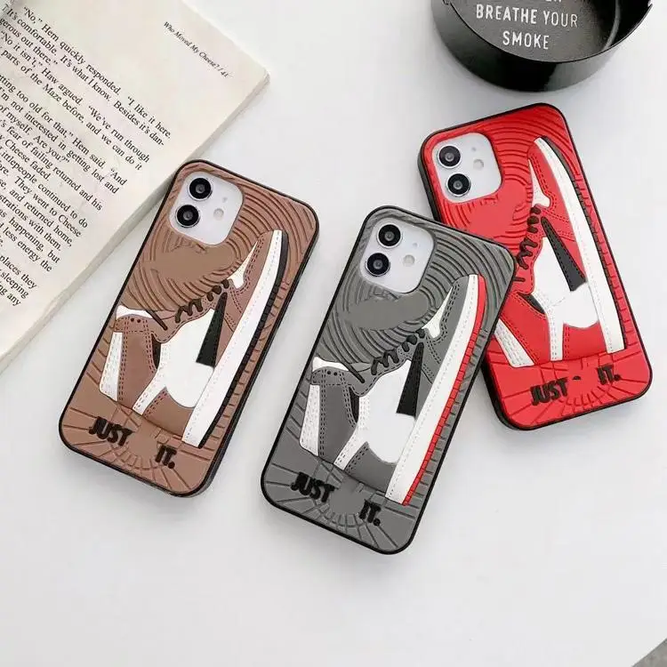 Luxury street fashion sport sneaker shoes designer original silicone phone case for iphone 7 8 plus x xr xs max 11 12 13 pro max
Luxury street fashion sport sneaker shoes designer original silicone phone case for iphone 7 8 plus x xr xs max 11 12 13 pro max