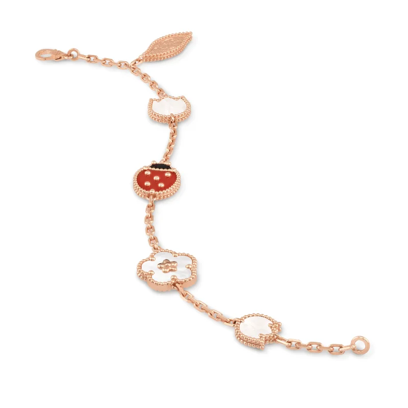 2021 new Vca sterling silver ladybird necklace electroplating 18k rose gold factory wholesale
2021 new Vca sterling silver ladybird necklace electroplating 18k rose gold factory wholesale