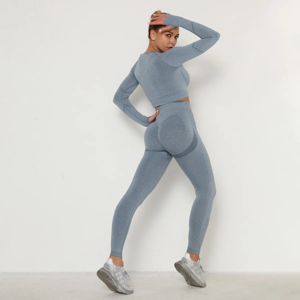 2020 Hot Sale Sports Tight Long Sleeve Set Fitness & Yoga Wear Seamless Work Out Set For Women Blue Set
2020 Hot Sale Sports Tight Long Sleeve Set Fitness & Yoga Wear Seamless Work Out Set For Women Blue Set