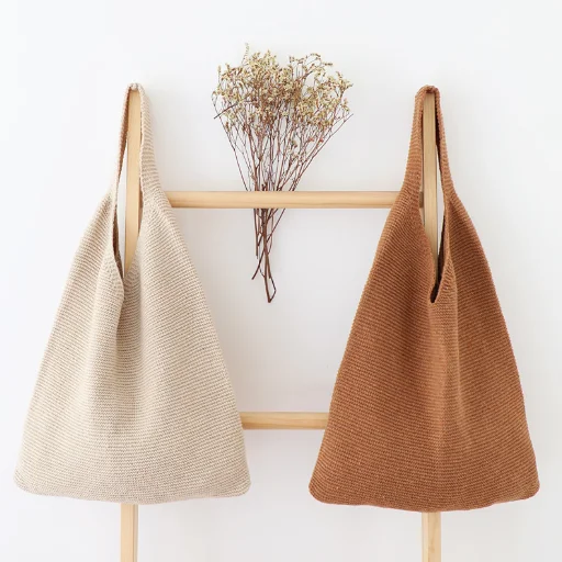 Korean Fashion Wool Hand-woven bag Autumn and Winter New Portable Shopping handbag Shoulder Knitted Bag, Picture
Korean Fashion Wool Hand-woven bag Autumn and Winter New Portable Shopping handbag Shoulder Knitted Bag, Picture