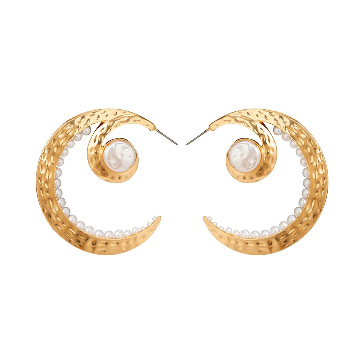 Simple retro inlaid pearls versatile earring Women's temperament design big moon earrings
Simple retro inlaid pearls versatile earring Women's temperament design big moon earrings