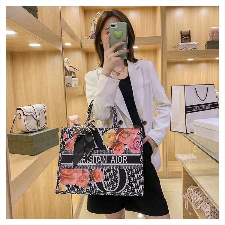 Luxury brand summer beach handbags for women hand bags Embroidery printed diaper bags canvas book tote bag big shopping purses, Multicolorful
Luxury brand summer beach handbags for women hand bags Embroidery printed diaper bags canvas book tote bag big shopping purses, Multicolorful