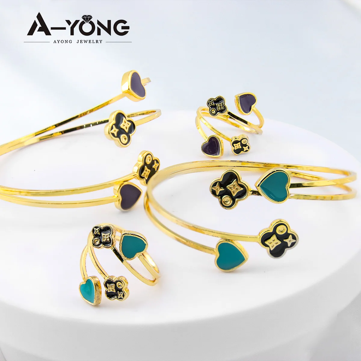 Factory Wholesale Gold Bracelet Women Jewelry Adjustable Open Heart Four Leaf Clover Jewelry Set
Factory Wholesale Gold Bracelet Women Jewelry Adjustable Open Heart Four Leaf Clover Jewelry Set