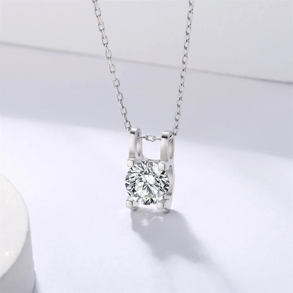 KRKC White Gold Plated Vvs1 1Ct 925 Sterling Silver Diamond Moissanite Pendant Necklace For Women
KRKC White Gold Plated Vvs1 1Ct 925 Sterling Silver Diamond Moissanite Pendant Necklace For Women