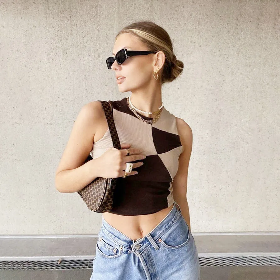 Nibber K21B00953 Factory wholesale custom women's casual vest patchwork printed summer women's t-shirt 2021 new women's top
Nibber K21B00953 Factory wholesale custom women's casual vest patchwork printed summer women's t-shirt 2021 new women's top