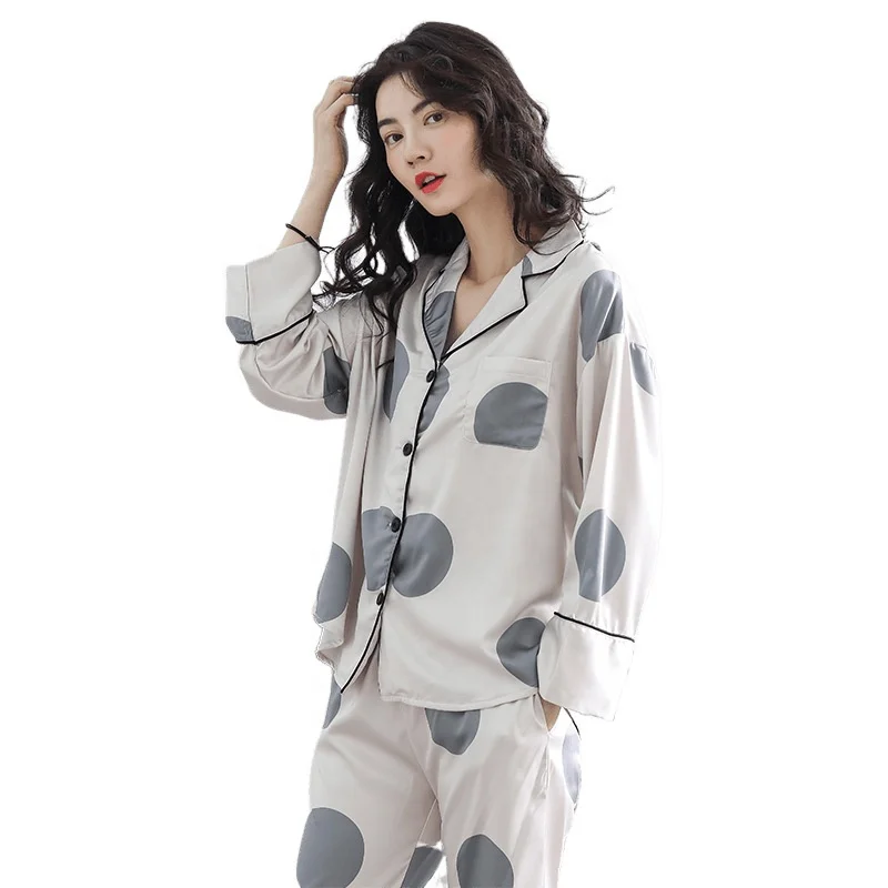 Wholesale in stock high quality silky sexy pyjamas women's sleepwear
Wholesale in stock high quality silky sexy pyjamas women's sleepwear
