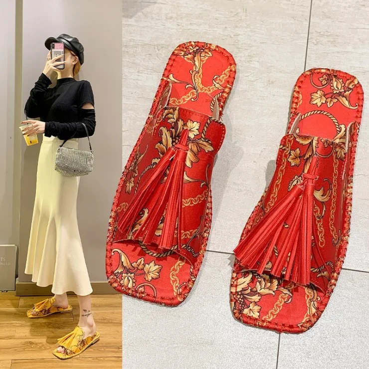 2021 New Europe Fashion Slides Slippers Women Flower Tassels Flat Sandals Shoes, Black, white, red
2021 New Europe Fashion Slides Slippers Women Flower Tassels Flat Sandals Shoes, Black, white, red