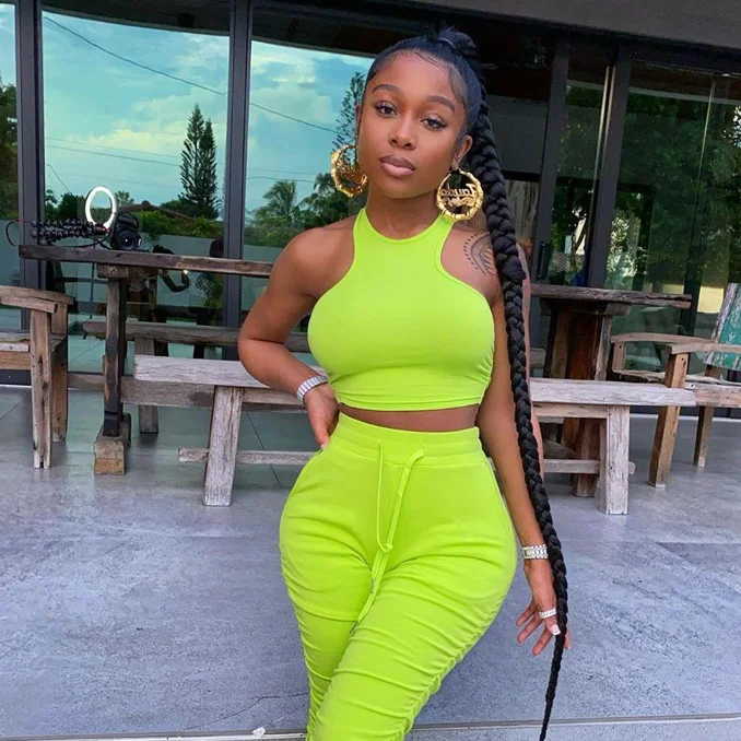 Fashion New 2021 Custom Wholesale Women Sleeveless Tops And Pleated Pants 2 Piece Set Ruched Plus Size Stacked Leggings
Fashion New 2021 Custom Wholesale Women Sleeveless Tops And Pleated Pants 2 Piece Set Ruched Plus Size Stacked Leggings