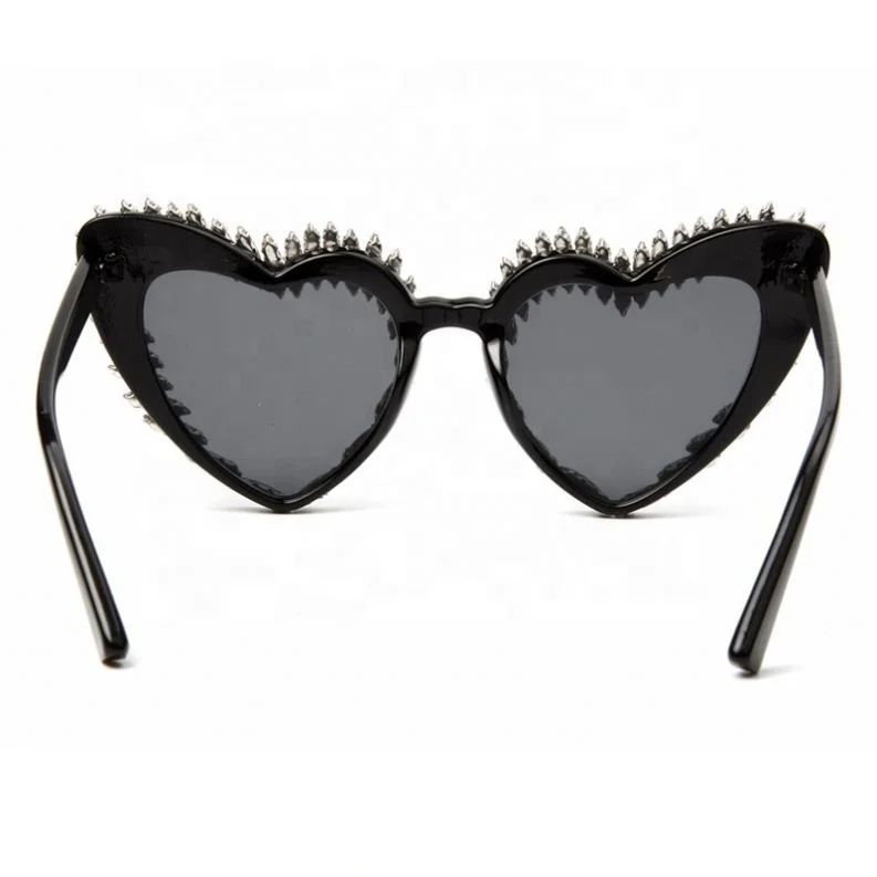 Wholesale Stylish Irregular Rhinestone Retro Love Design Sunglasses For Women, Colors
Wholesale Stylish Irregular Rhinestone Retro Love Design Sunglasses For Women, Colors
