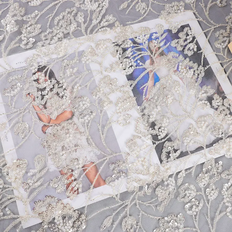 D150 New Arrival Fashion Design Sequins Embroidery Lace Fabric Machine Bridal Lace Fabric for Wedding Dress
D150 New Arrival Fashion Design Sequins Embroidery Lace Fabric Machine Bridal Lace Fabric for Wedding Dress