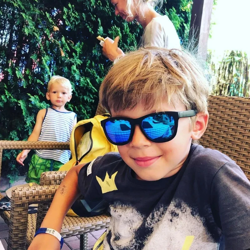 2021 trendy custom brand boys flexible kids party polarized sunglasses sun glasses, Custom colors
2021 trendy custom brand boys flexible kids party polarized sunglasses sun glasses, Custom colors