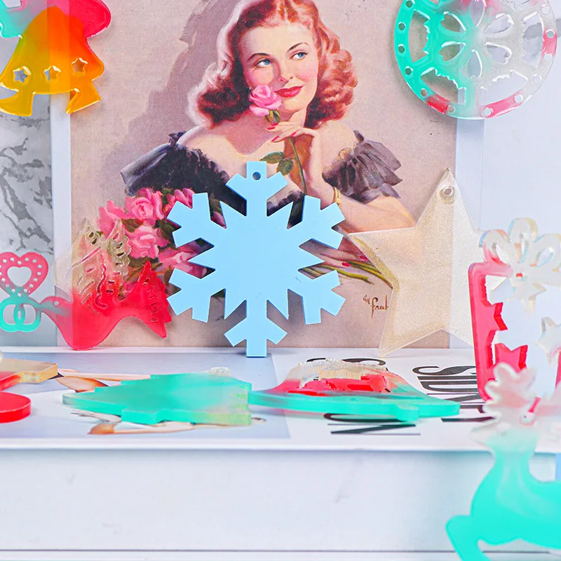 Crystal Drip Glue Mold Christmas Diy Full Version Of The Key Chain Silicone Mold, White
Crystal Drip Glue Mold Christmas Diy Full Version Of The Key Chain Silicone Mold, White