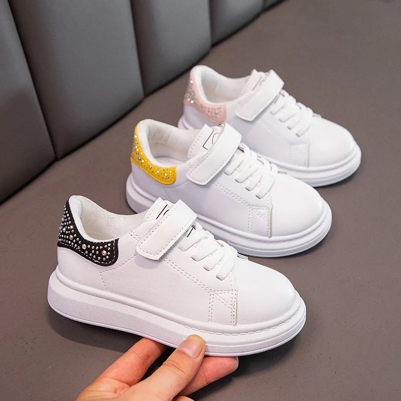 Spring Autumn Students' Solid Soft Sole Small White Shoes New Korean Style Leather Magic Paste Board Color Matching Girls Snea
Spring Autumn Students' Solid Soft Sole Small White Shoes New Korean Style Leather Magic Paste Board Color Matching Girls Snea